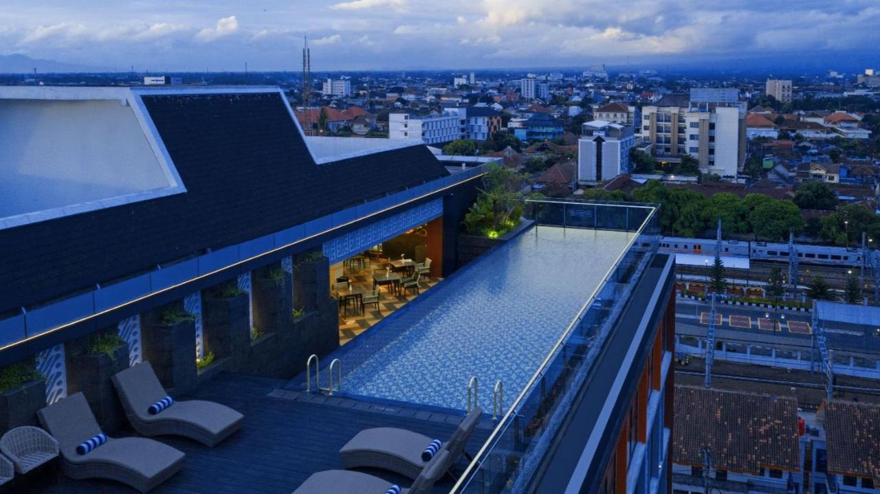 Hotel Royal Malioboro By Aston Yogyakarta Exterior foto