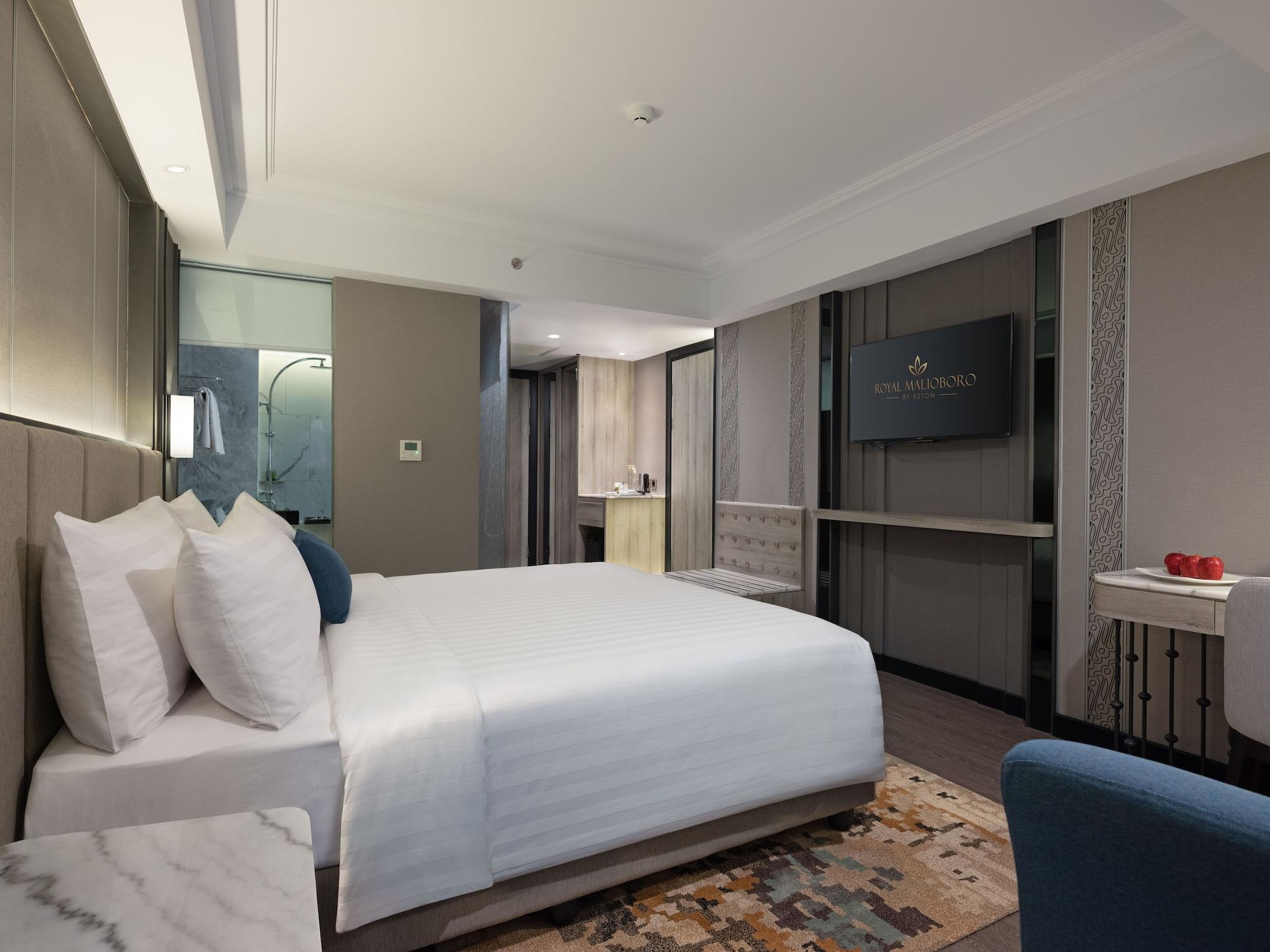 Hotel Royal Malioboro By Aston Yogyakarta Exterior foto